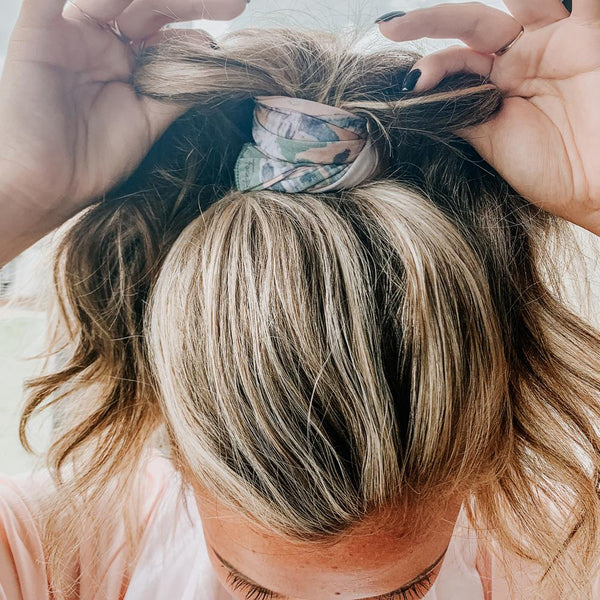 Faceplant Dreams Headband 9" x 10" Headwrap "Aqua Relaxation"